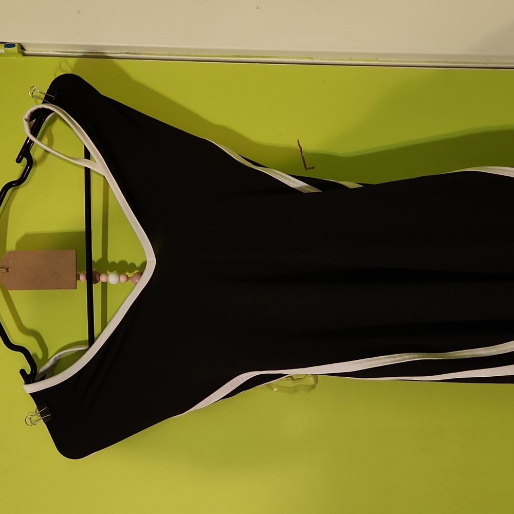 Jumpsuit - Picture 3 of 4